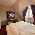 ألينا فندق 3*