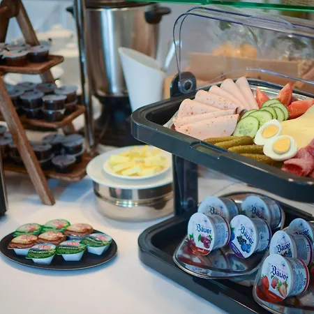 Alina 3* Висбаден