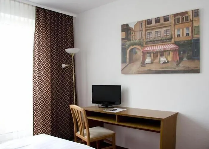 Hotel Alina 3*
